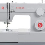 Singer 4423 best sewing machine for seamstress  