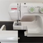 How to Choose a Free Arm Sewing Machine